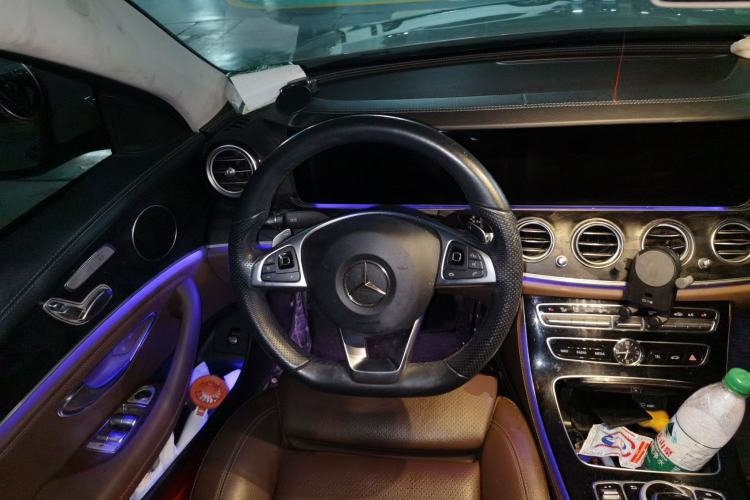 Used Mercedes-Benz E-Class 2016 E 200 L Sport Edition Steering Wheel