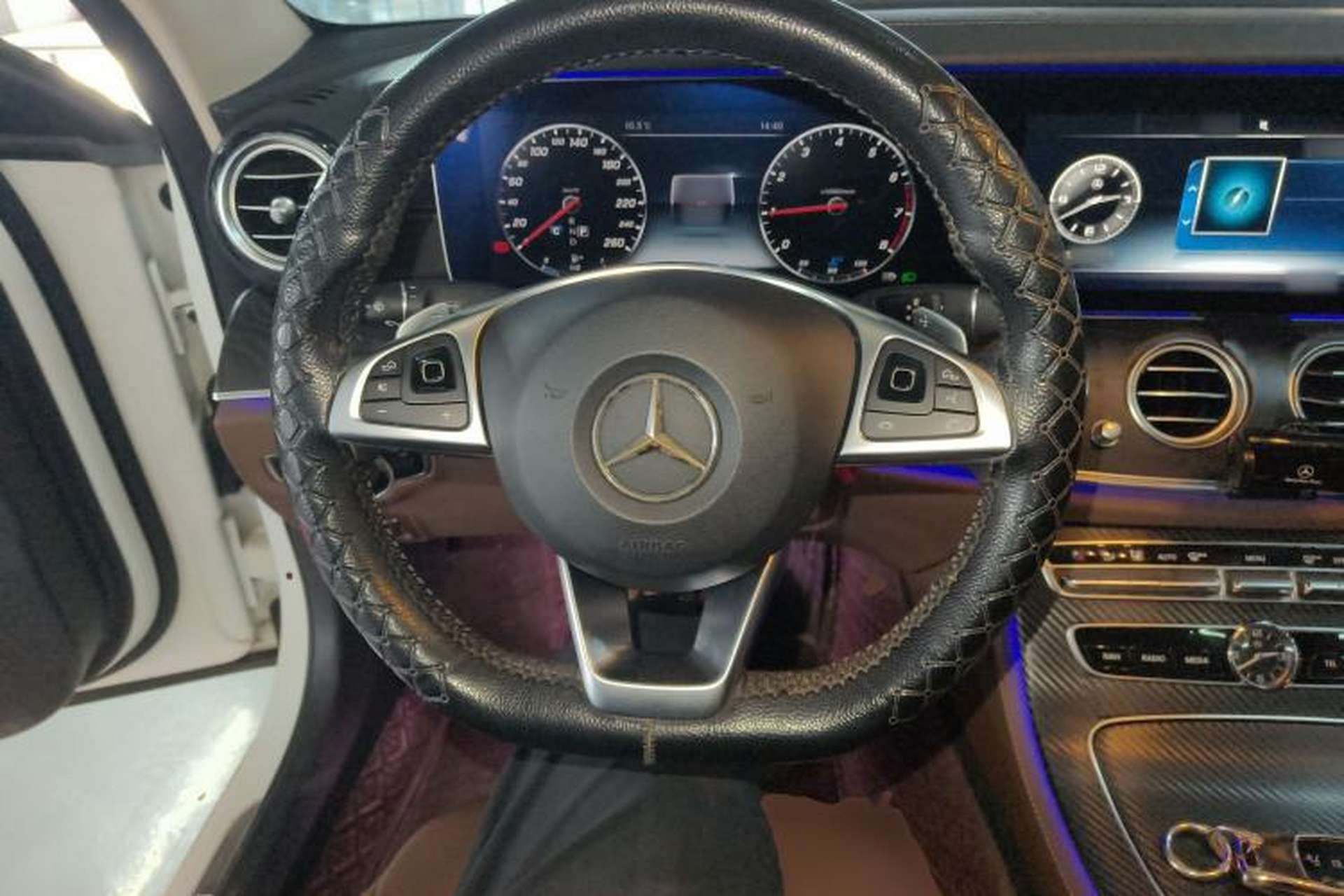 Used Mercedes-Benz E-Class 2016 E 300 L Sporty and Stylish Model Steering Wheel