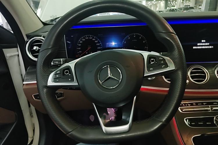 Used Mercedes-Benz E-Class 2016 E 200 L Sport Edition Steering Wheel