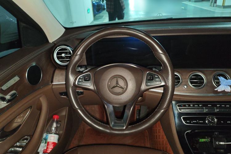 Used Mercedes-Benz E-Class 2016 E 300 L Stylish Model Steering Wheel