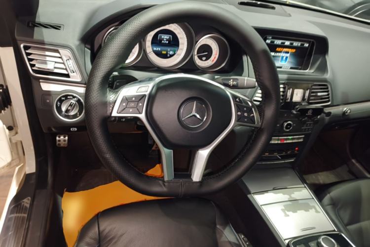 Used Mercedes-Benz E-Class 2016 E 200 Coupe Dynamic Edition Steering Wheel