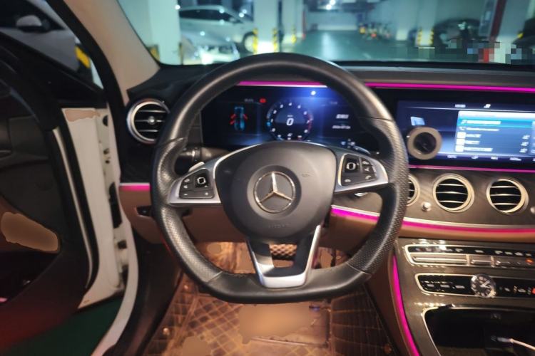 Used Mercedes-Benz E-Class 2016 E 200 L Sport Edition Steering Wheel