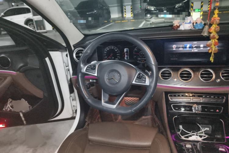 Used Mercedes-Benz E-Class 2016 E 200 L Sport Edition Steering Wheel