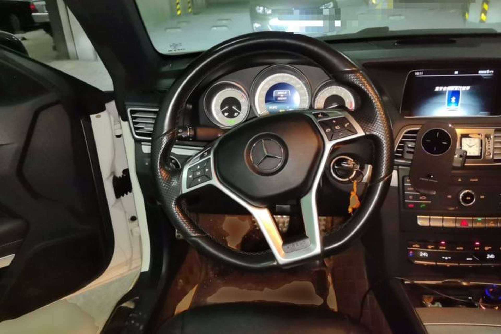 Used Mercedes-Benz E-Class 2016 E 200 Coupe Dynamic Edition Steering Wheel