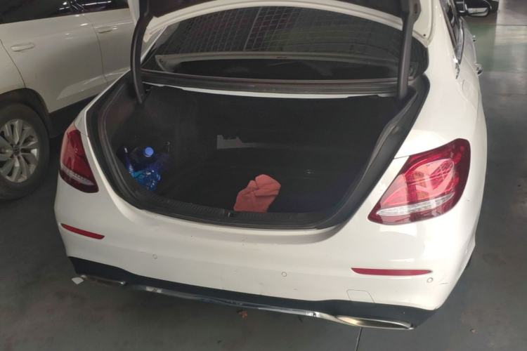 Used Mercedes-Benz E-Class 2016 E 200 L Sport Edition Trunk
