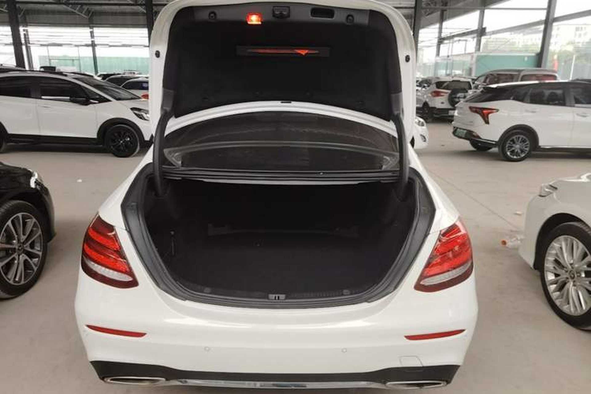 Used Mercedes-Benz E-Class 2016 E 300 L Sporty and Stylish Model Trunk