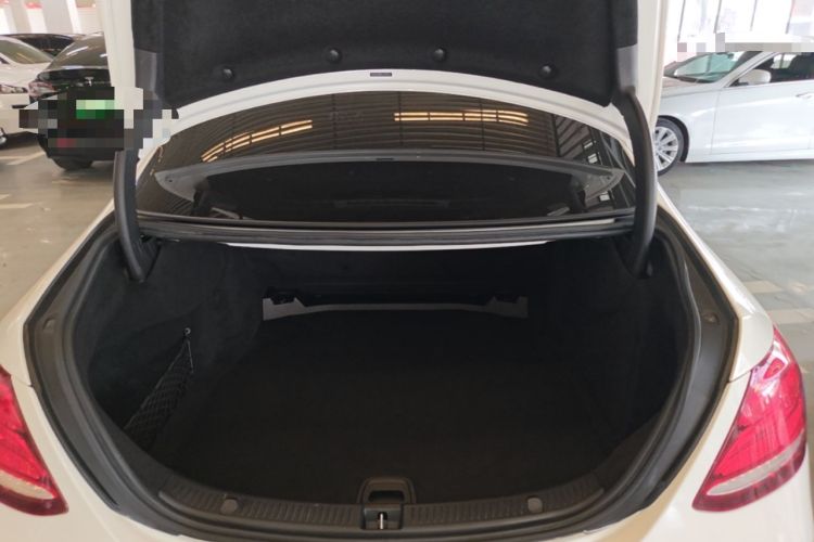 Used Mercedes-Benz E-Class 2016 E 300 L Sporty and Stylish Model Trunk