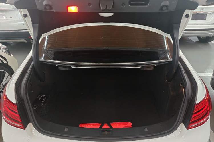Used Mercedes-Benz E-Class 2016 E 200 Coupe Dynamic Edition Trunk