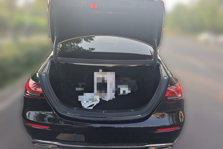Used Mercedes-Benz E-Class 2016 E 200 L Sport Edition Trunk