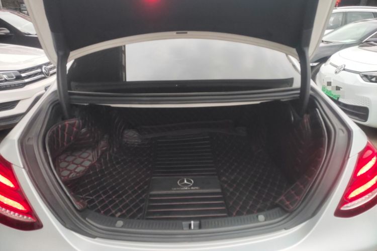 Used Mercedes-Benz E-Class 2016 E 200 L Sport Edition Trunk