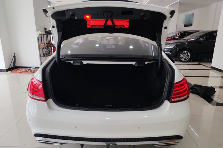 Used Mercedes-Benz E-Class 2016 E 200 Coupe Dynamic Edition Trunk