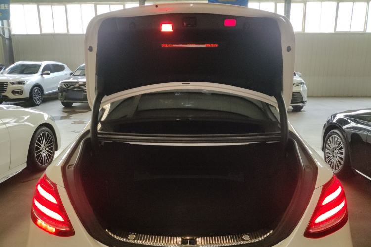 Used Mercedes-Benz E-Class 2016 E 300 L Sport Luxury Model Trunk