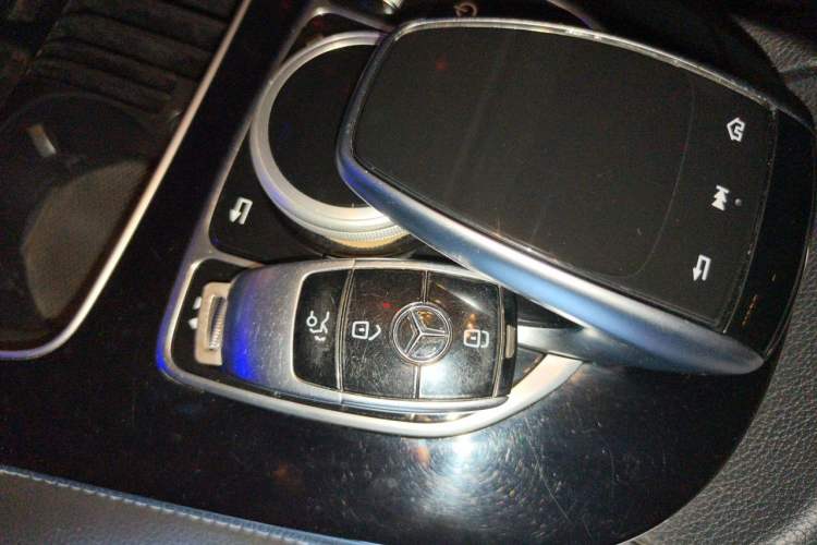 Used Mercedes-Benz E-Class 2016 E 300 L Luxury Model Vehicle Key