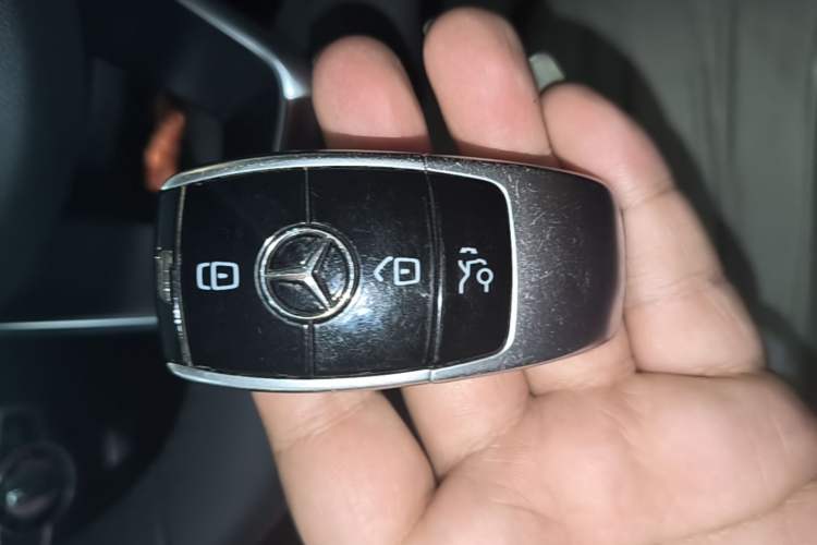Used Mercedes-Benz E-Class 2016 E 300 L Sport Luxury Model Vehicle Key