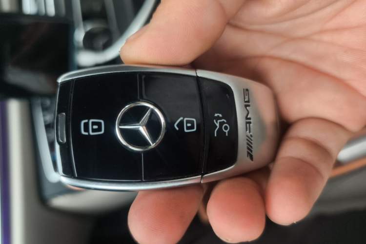 Used Mercedes-Benz E-Class 2016 E 300 L Sport Luxury Model Vehicle Key