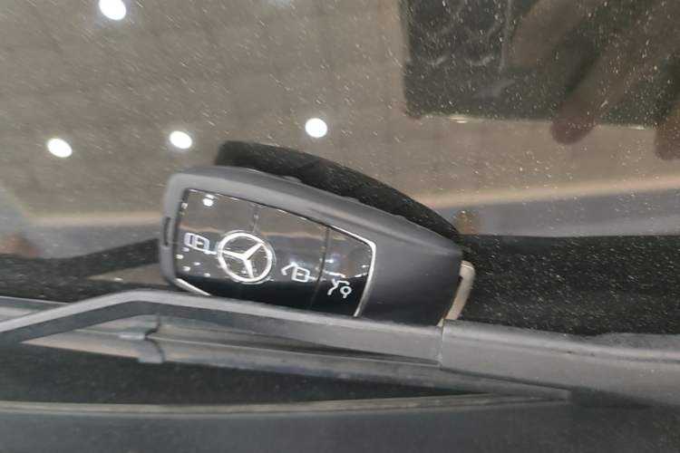 Used Mercedes-Benz E-Class 2016 E 300 L Sport Luxury Model Vehicle Key