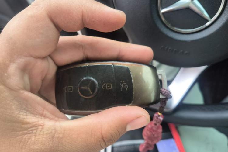 Used Mercedes-Benz E-Class 2016 E 200 L Vehicle Key
