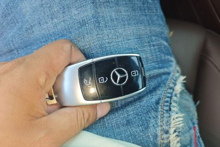 Used Mercedes-Benz E-Class 2016 E 300 L Sport Luxury Model Vehicle Key