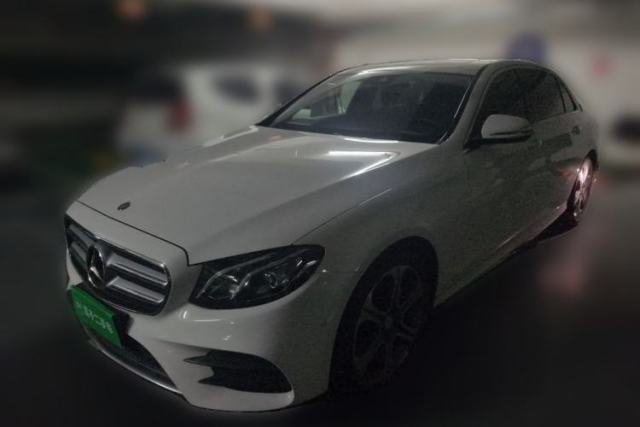 Used Mercedes-Benz E-Class 2016 E 300 L Sporty and Stylish Model