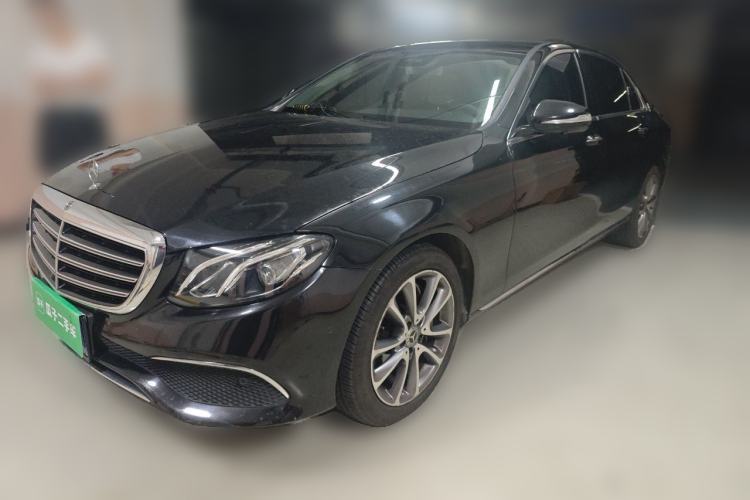 Mercedes-Benz E-Class 2017 E 300 L Luxury Model d’occasion Guazi used car, China used car export, Used car for sale, Used cars, Cheapest cars for sale