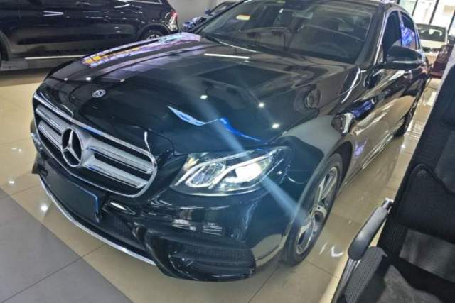 Used Mercedes-Benz E-Class 2017 E 300 L Sporty and Stylish Model