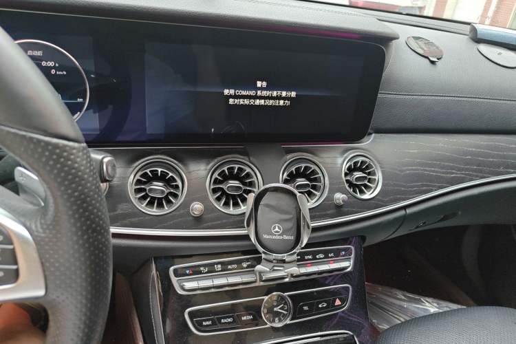 Used Mercedes-Benz E-Class 2017 E 300 L Sport Luxury Edition Audio And AC Panel