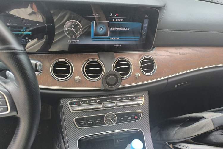 Used Mercedes-Benz E-Class 2017 E 300 L Luxury Model Audio And AC Panel