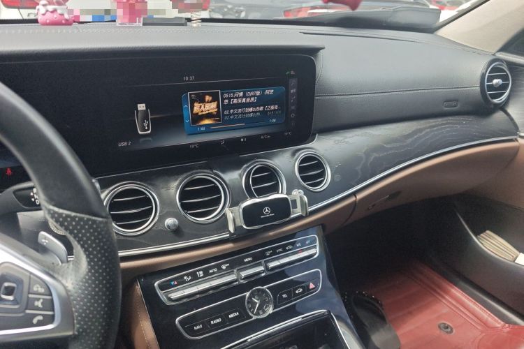 Used Mercedes-Benz E-Class 2017 E 300 L Sporty and Stylish Model Audio And AC Panel