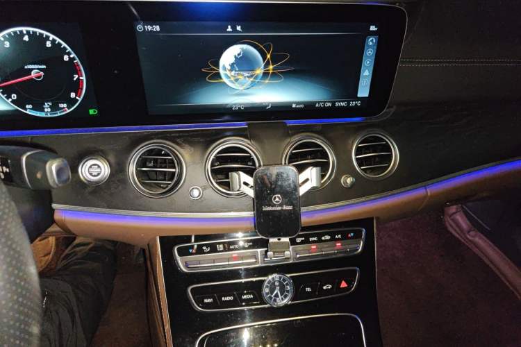 Used Mercedes-Benz E-Class 2017 E 300 L Sporty and Stylish Model Audio And AC Panel