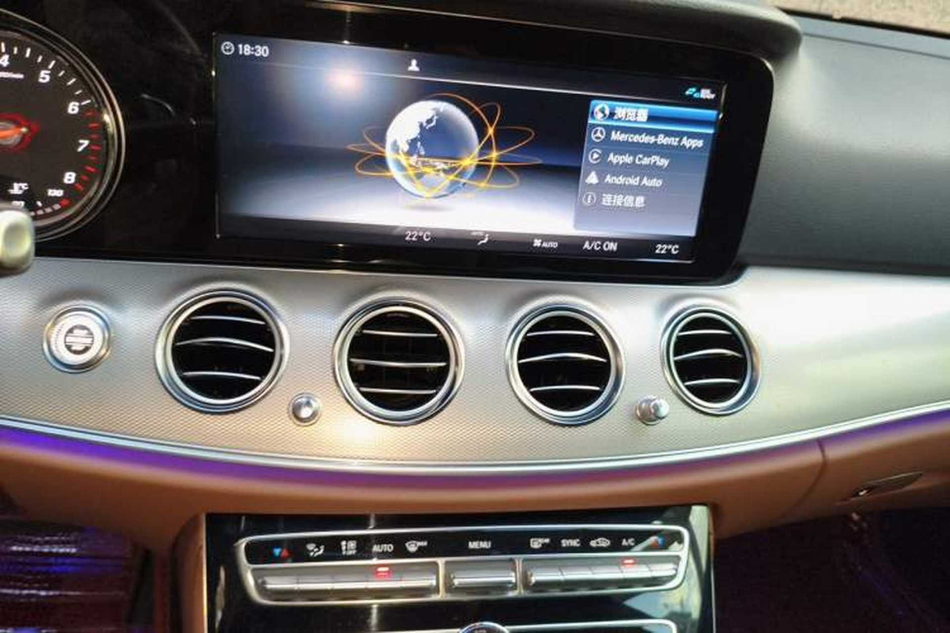 Used Mercedes-Benz E-Class 2017 E 200 Sport 4MATIC Audio And AC Panel