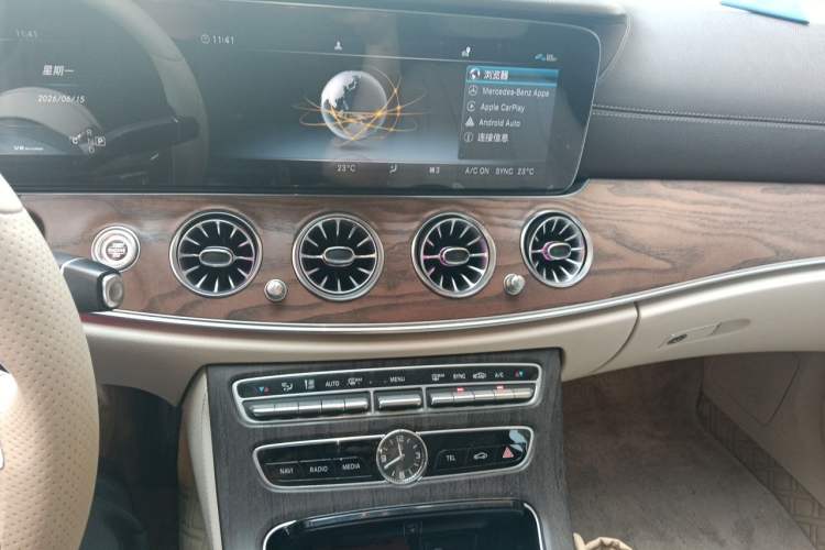 Used Mercedes-Benz E-Class 2017 E 300 L Luxury Model Audio And AC Panel