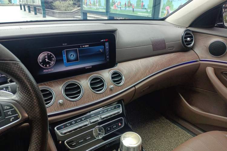 Used Mercedes-Benz E-Class 2017 E 300 L Luxury Model Audio And AC Panel