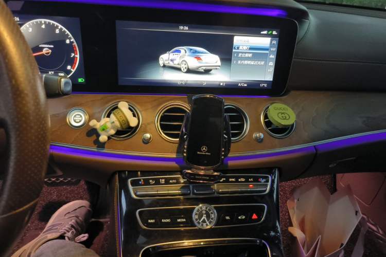 Used Mercedes-Benz E-Class 2017 E 300 L Luxury Model Audio And AC Panel
