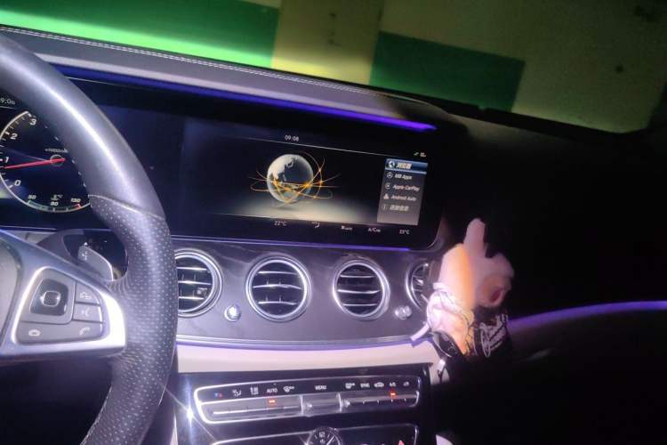 Used Mercedes-Benz E-Class 2017 E 320 L Sport 4MATIC Audio And AC Panel