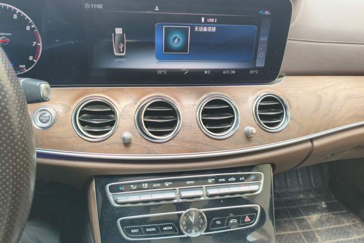 Used Mercedes-Benz E-Class 2017 E 300 L Luxury Model Audio And AC Panel