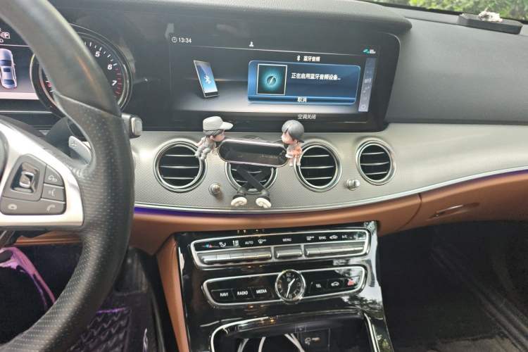 Used Mercedes-Benz E-Class 2017 E 200 Sport Audio And AC Panel