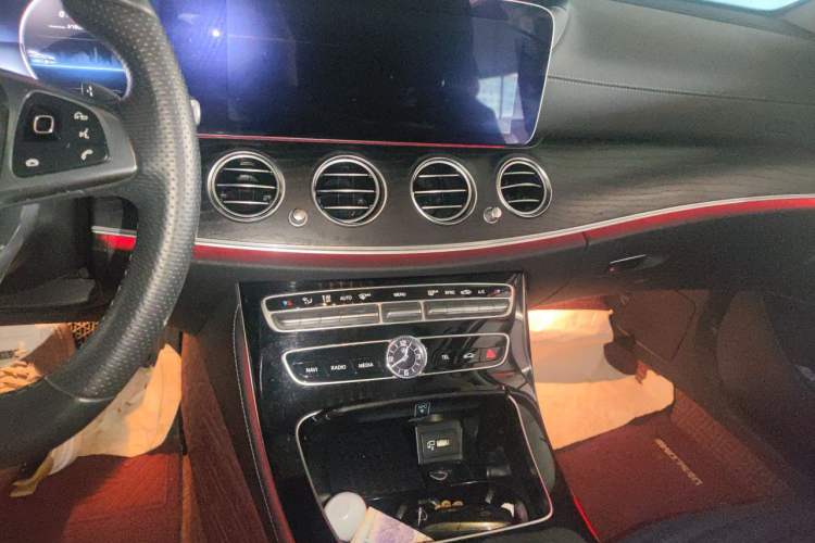 Used Mercedes-Benz E-Class 2017 E 300 L Sport Luxury Edition Audio And AC Panel