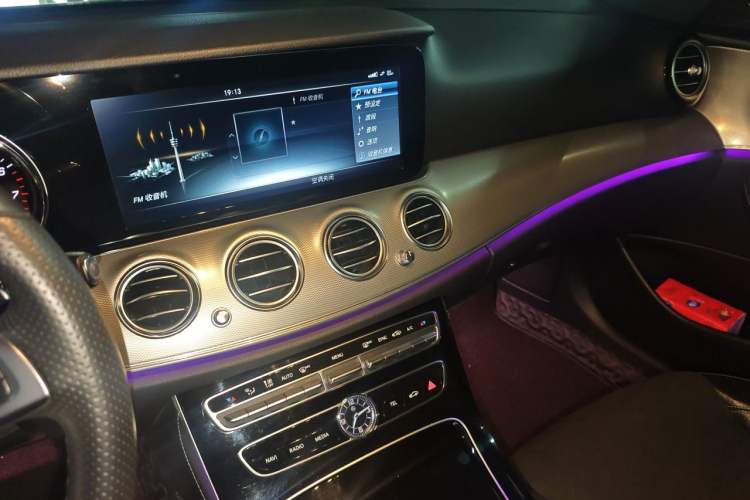 Used Mercedes-Benz E-Class 2017 Restyled E 300 Sport Edition Audio And AC Panel