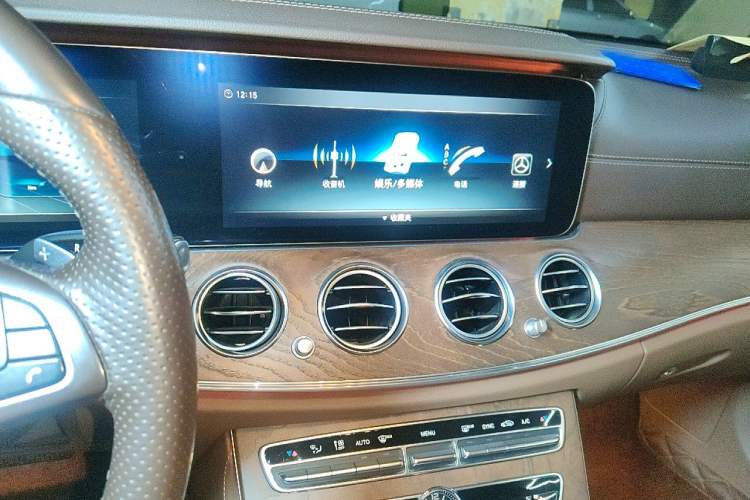 Used Mercedes-Benz E-Class 2017 E 300 L Luxury Model Audio And AC Panel
