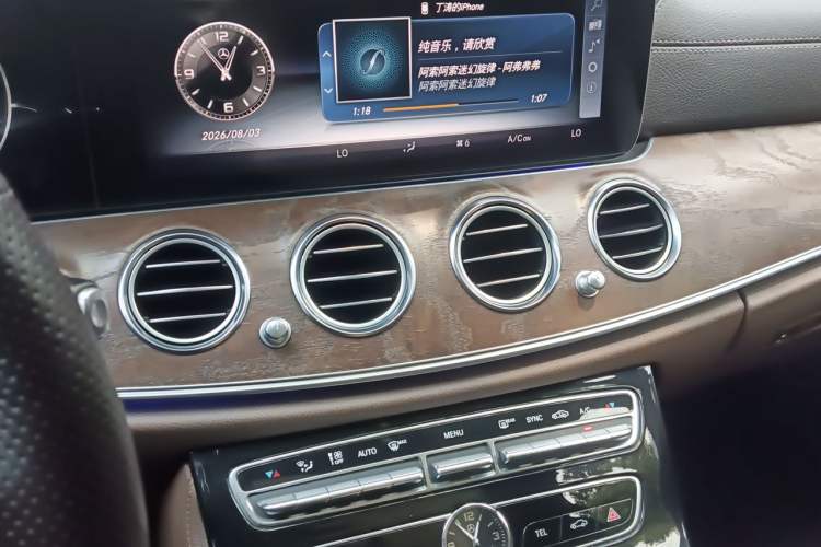 Used Mercedes-Benz E-Class 2017 E 300 L Luxury Model Audio And AC Panel