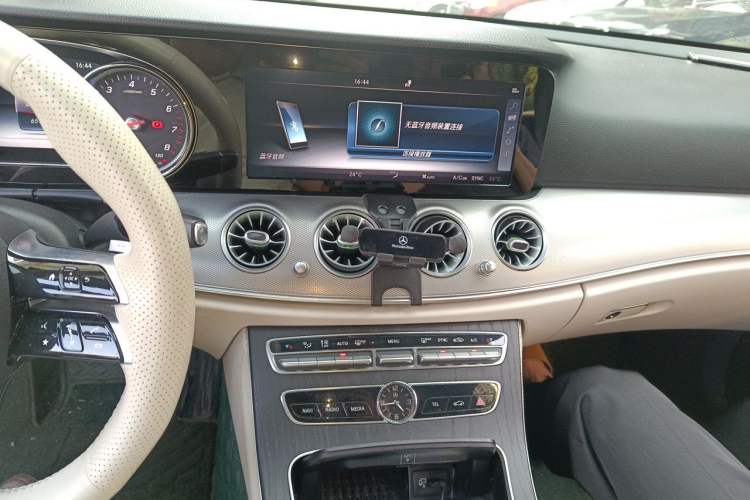 Used Mercedes-Benz E-Class 2017 E 300 Sport Edition Audio And AC Panel