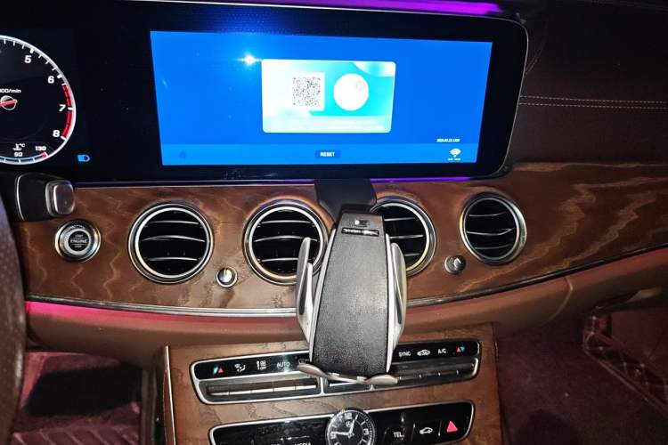 Used Mercedes-Benz E-Class 2017 E 300 L Luxury Model Audio And AC Panel