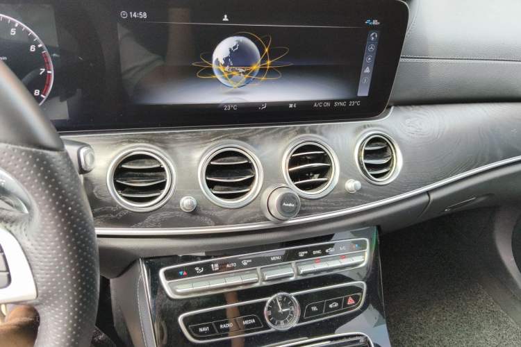 Used Mercedes-Benz E-Class 2017 E 200 L Sport 4MATIC Audio And AC Panel