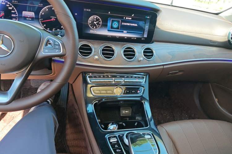 Used Mercedes-Benz E-Class 2017 E 300 L Luxury Model Audio And AC Panel