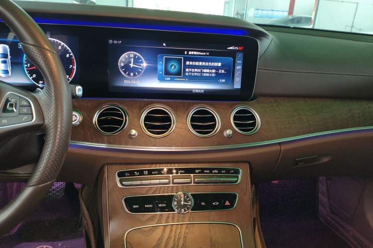 Used Mercedes-Benz E-Class 2017 E 300 L Luxury Model Audio And AC Panel