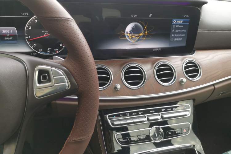 Used Mercedes-Benz E-Class 2017 E 300 L Luxury Model Audio And AC Panel