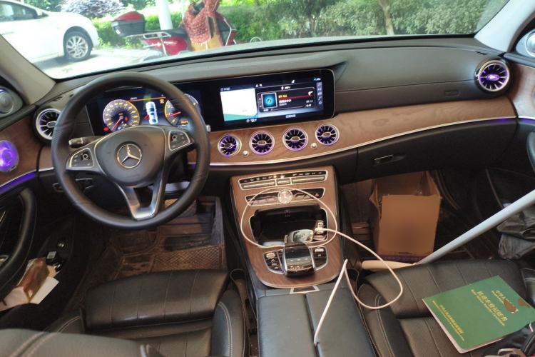 Used Mercedes-Benz E-Class 2017 E 200 L 4MATIC Center Console