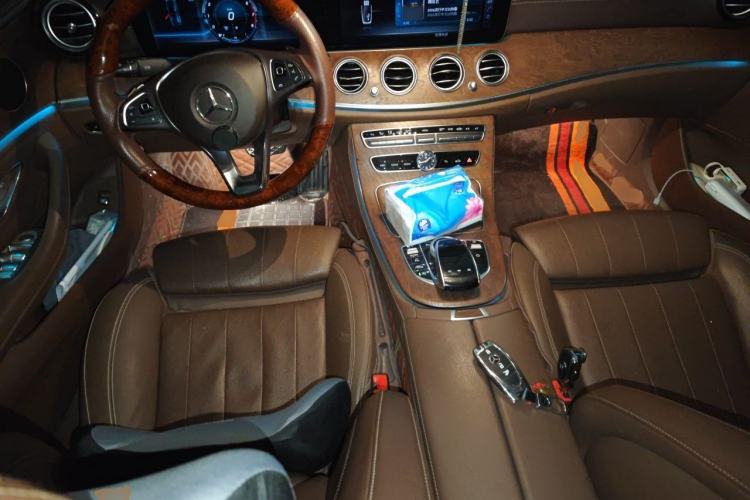 Used Mercedes-Benz E-Class 2017 E 200 L 4MATIC Center Console