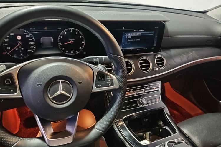 Used Mercedes-Benz E-Class 2017 E 300 L Sport Luxury Edition Center Console