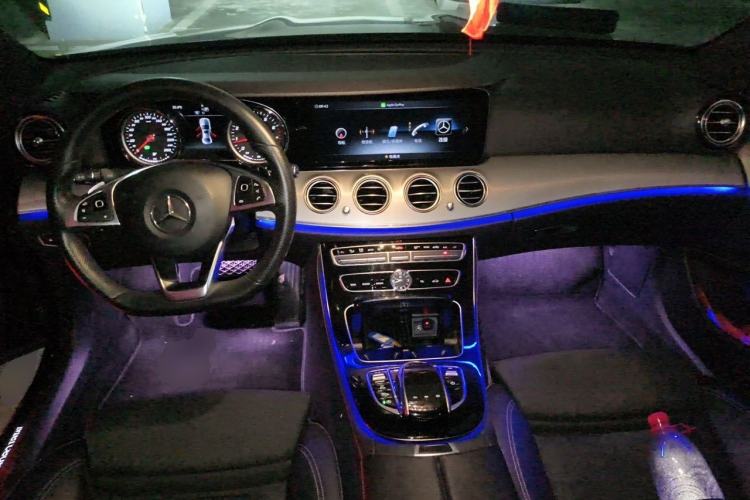 Used Mercedes-Benz E-Class 2017 E 200 Sport Center Console